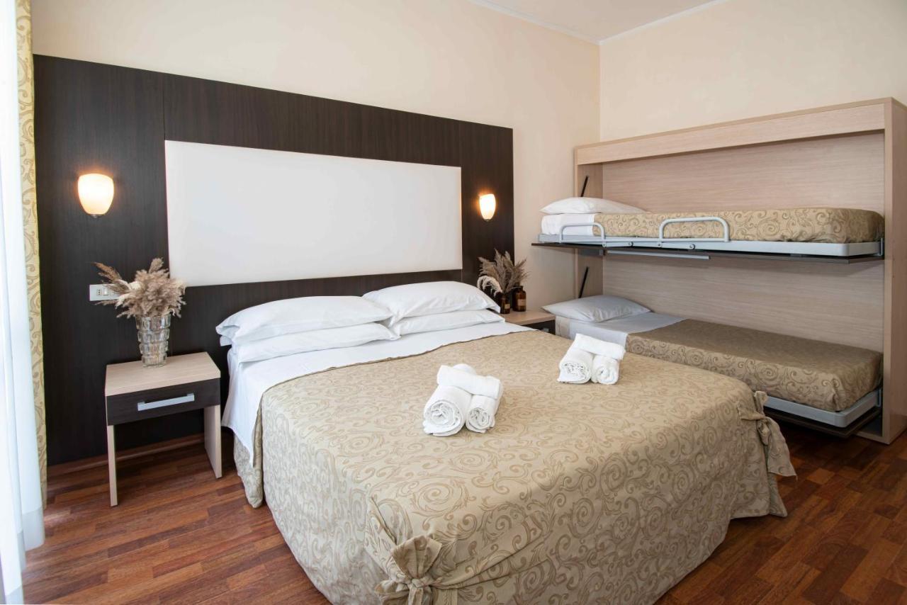 Hotel Baby B&B Μιλάνο Μαριτίμα Εξωτερικό φωτογραφία