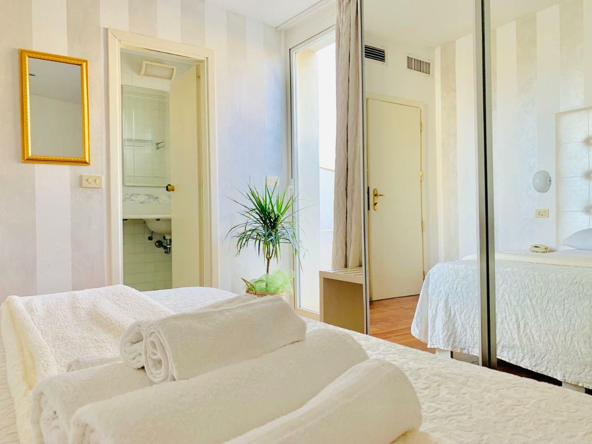 Hotel Baby B&B Μιλάνο Μαριτίμα Εξωτερικό φωτογραφία