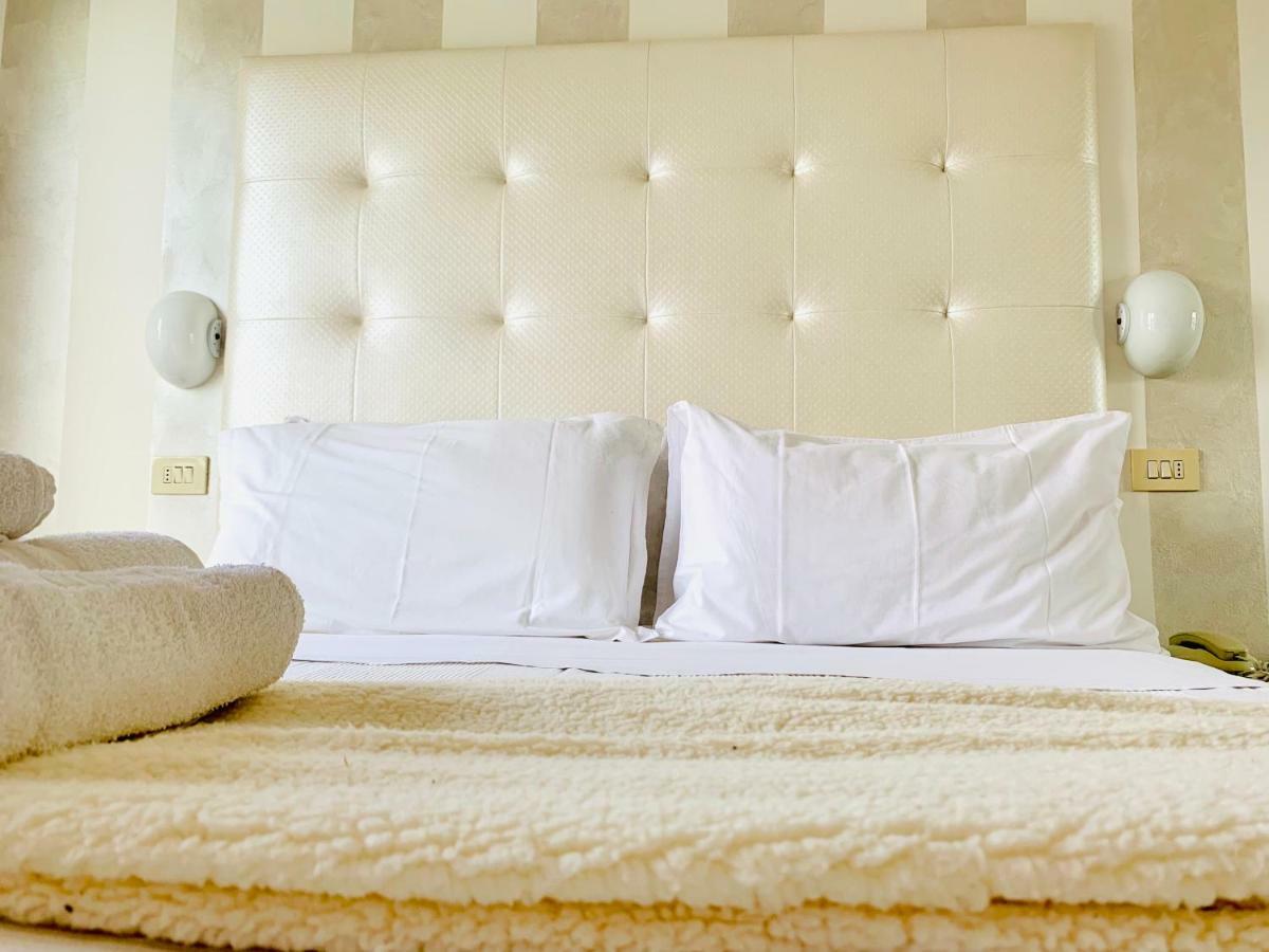 Hotel Baby B&B Μιλάνο Μαριτίμα Εξωτερικό φωτογραφία