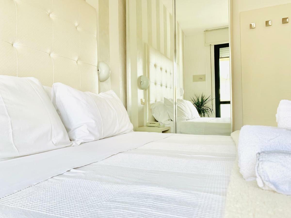 Hotel Baby B&B Μιλάνο Μαριτίμα Εξωτερικό φωτογραφία