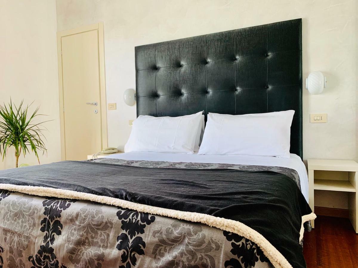 Hotel Baby B&B Μιλάνο Μαριτίμα Εξωτερικό φωτογραφία